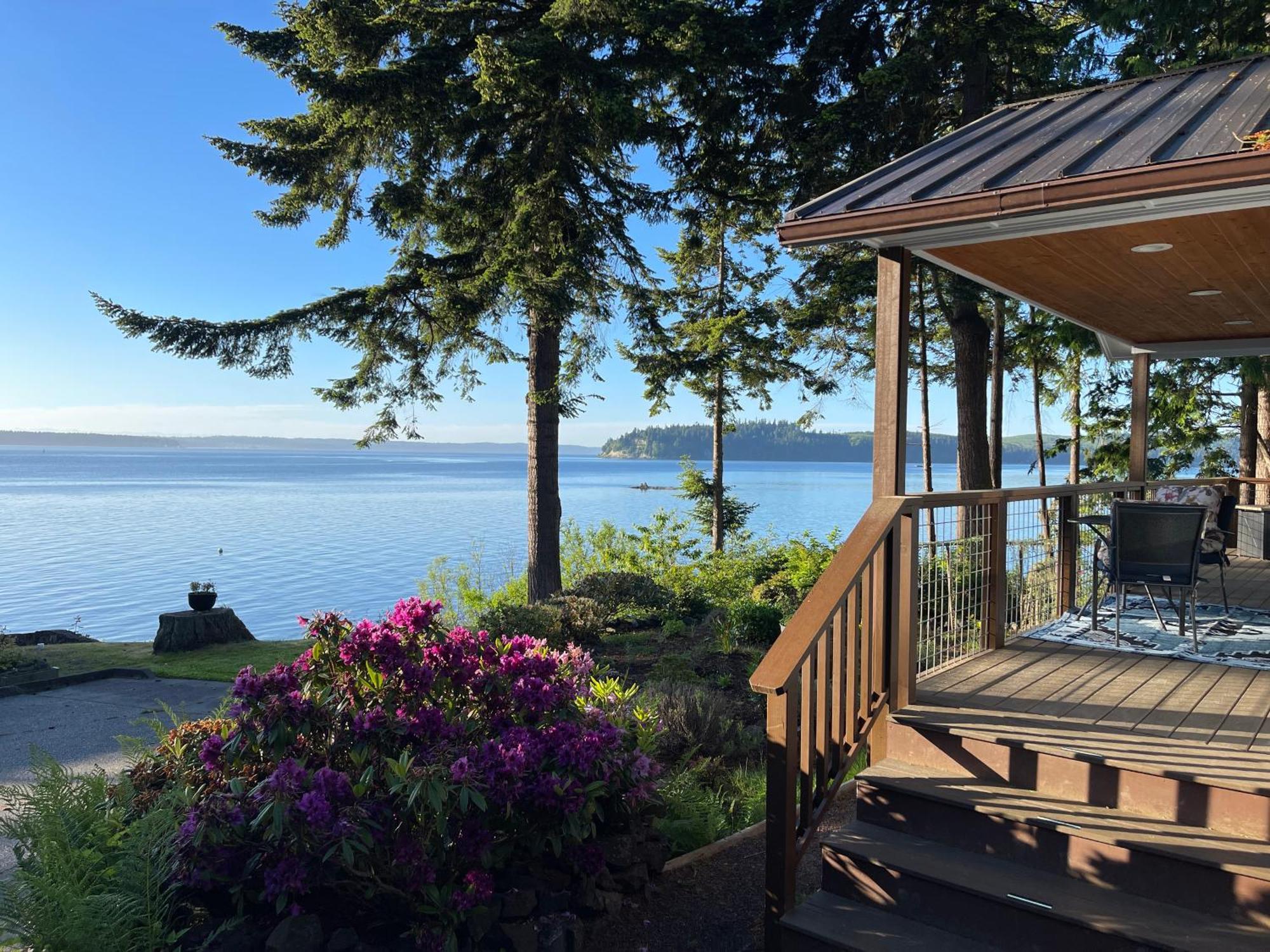 Puget Sound Chic Romantic Cottage With Private Beach Access & Gated Entry Port Ludlow Exterior foto